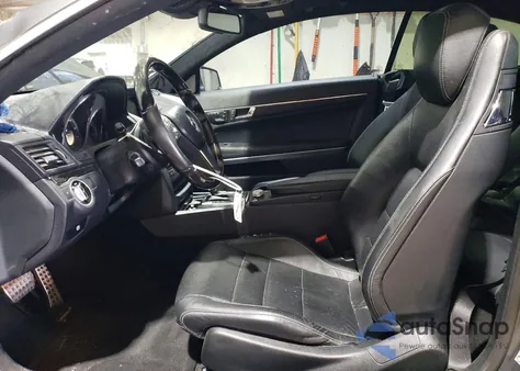 2012 Mercedes-Benz E 350 z USA, uszkodzony, nr VIN WDDKJ5KBXCF137374